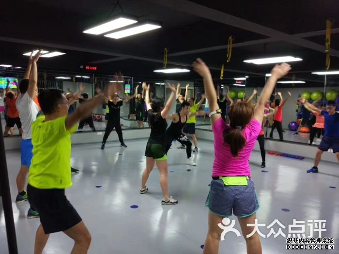 AI眼镜迎来“大众化”转折点