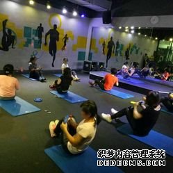 李荣：把实事办到群众心坎上